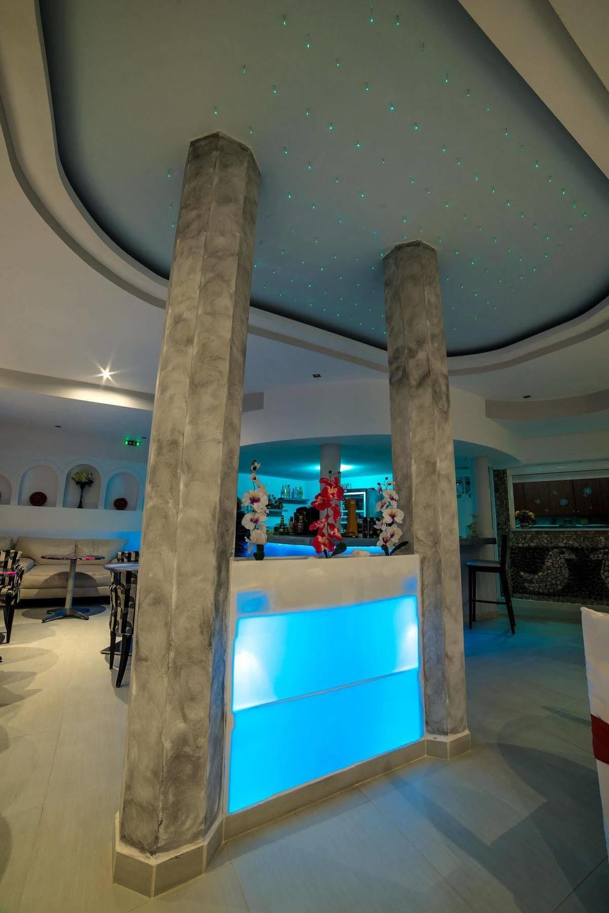 Pantheon Hotel Agios Georgios  Exterior photo